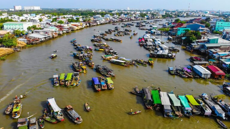 Tour 6 ngày 5 đêm Hà Nội – Tp Hồ Chí Minh – Ninh Bình